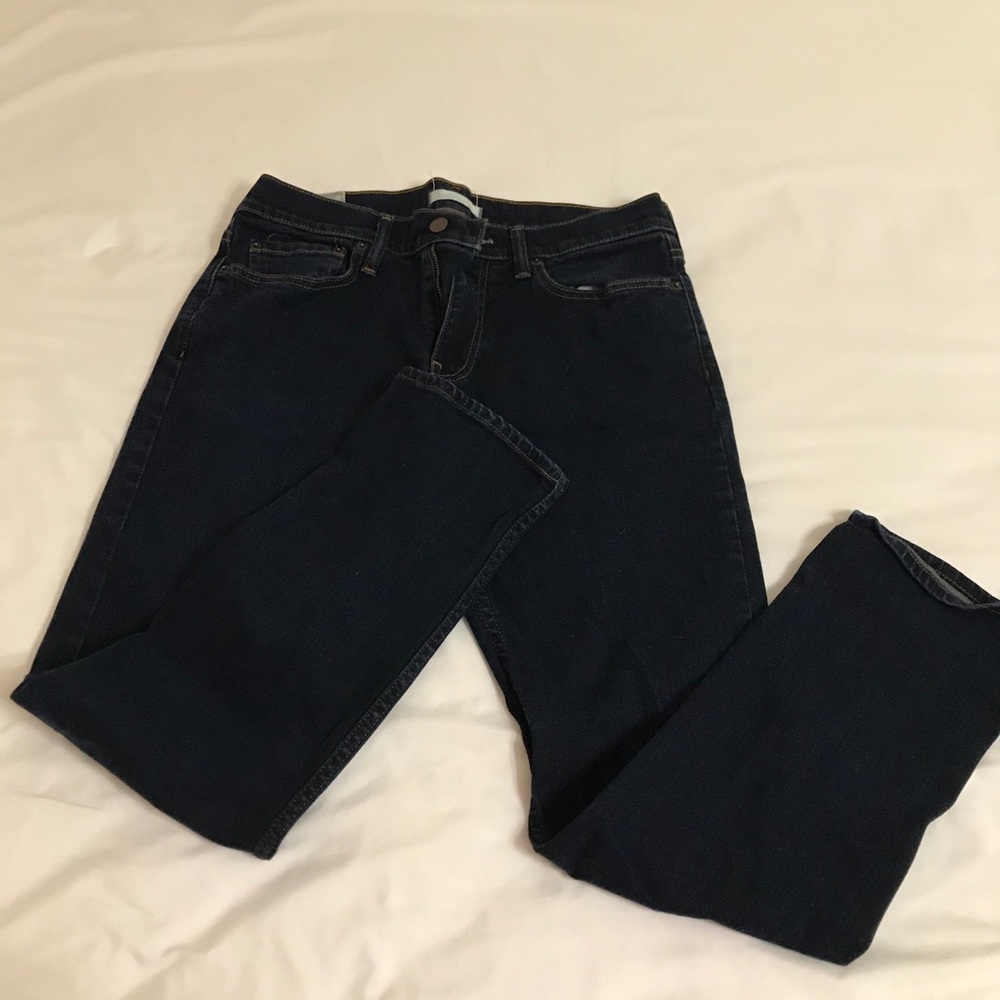 Slim straight blue jeans